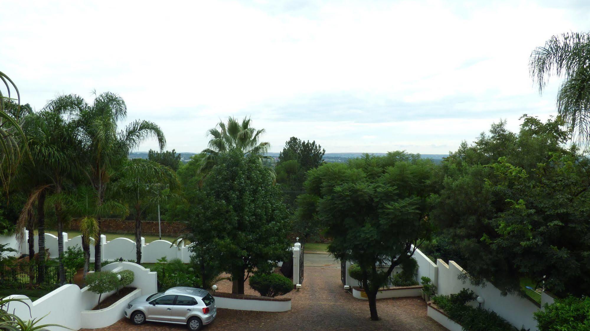 Capital House Boutique Hotel Pretoria-Noord Exterior foto